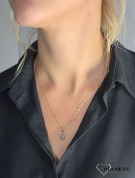Zawieszka złota mała. Zawieszka złota w Sklepie z Biżuterią zegarki-diament.pl.Piękna i Elegancka Zawieszka dla Kobiet. Biżuteria damska idealna (2).JPG